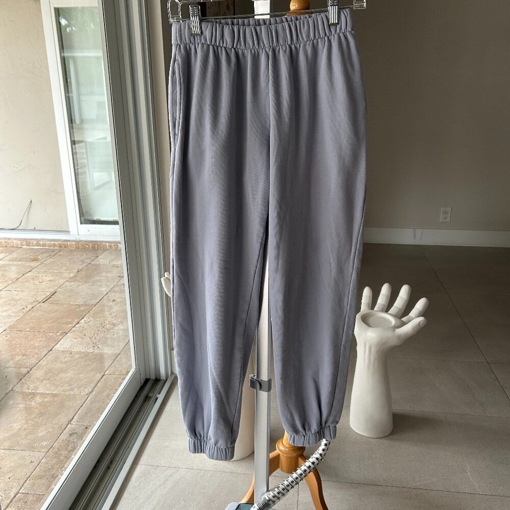 Brandy Melville Rosa sweatpants, "one size" fits most, Lilac